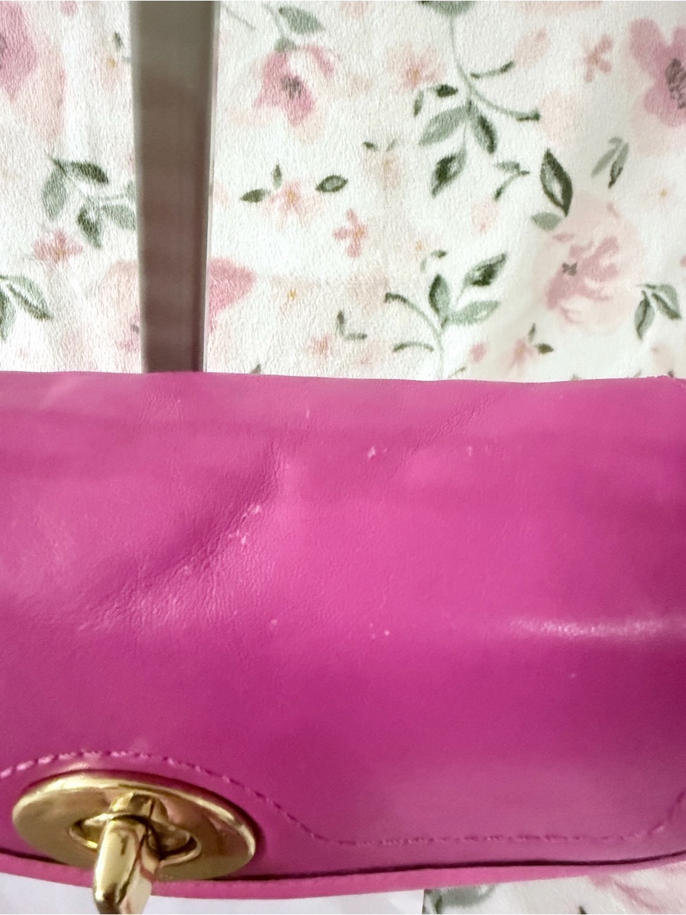 🌸 Coach SUPER RARE Turnlock Hot Pink Colorblock Tattersall Legacy Gold Chain - Picture 4 of 8